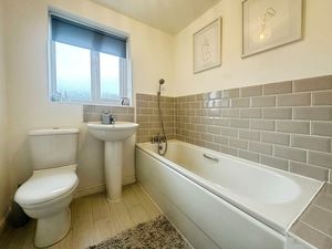 Photo 16- click for photo gallery